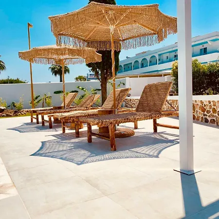 Mythos Luxury Villa Holiday home
