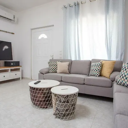 Mythos Luxury Nyaraló